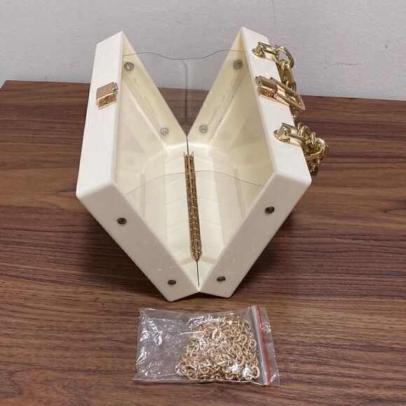 NWOT Cream Rectangular Acrylic Bag with GoldTone Triple Chain Top Handle. - Picture 7 of 7